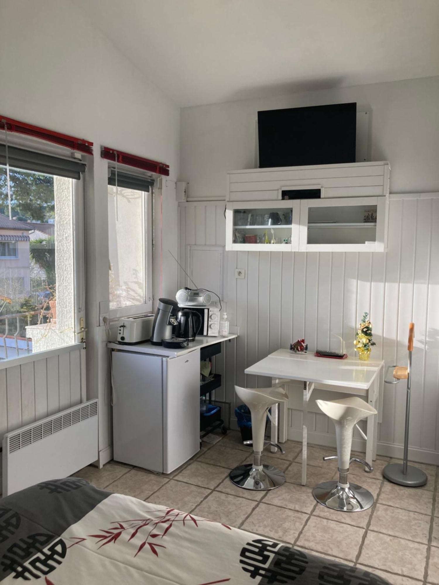 Bed and Breakfast La Coccinelle Nimes Exterior foto